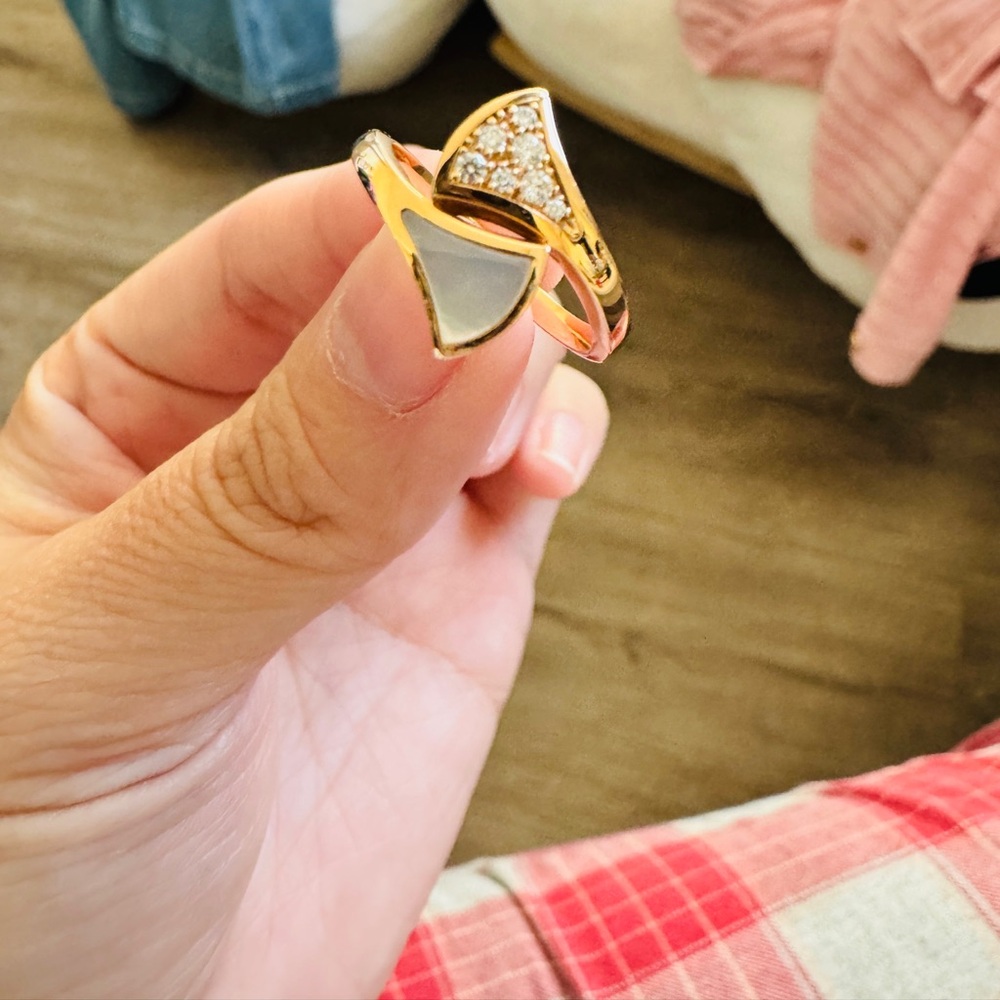 Bulgari Divas Dream Ring